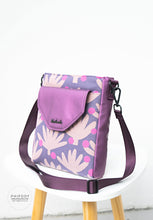 Load image into Gallery viewer, Curbside Crossbody Bag Pattern + Videos