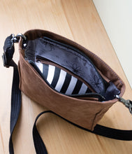 Load image into Gallery viewer, Purse Sewing Pattern with Videos