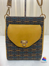 Load image into Gallery viewer, Curbside Crossbody Bag Pattern + Videos