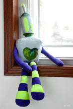 Load image into Gallery viewer, Easy stuffed toy sewing project perfect for beginners and gift-making
