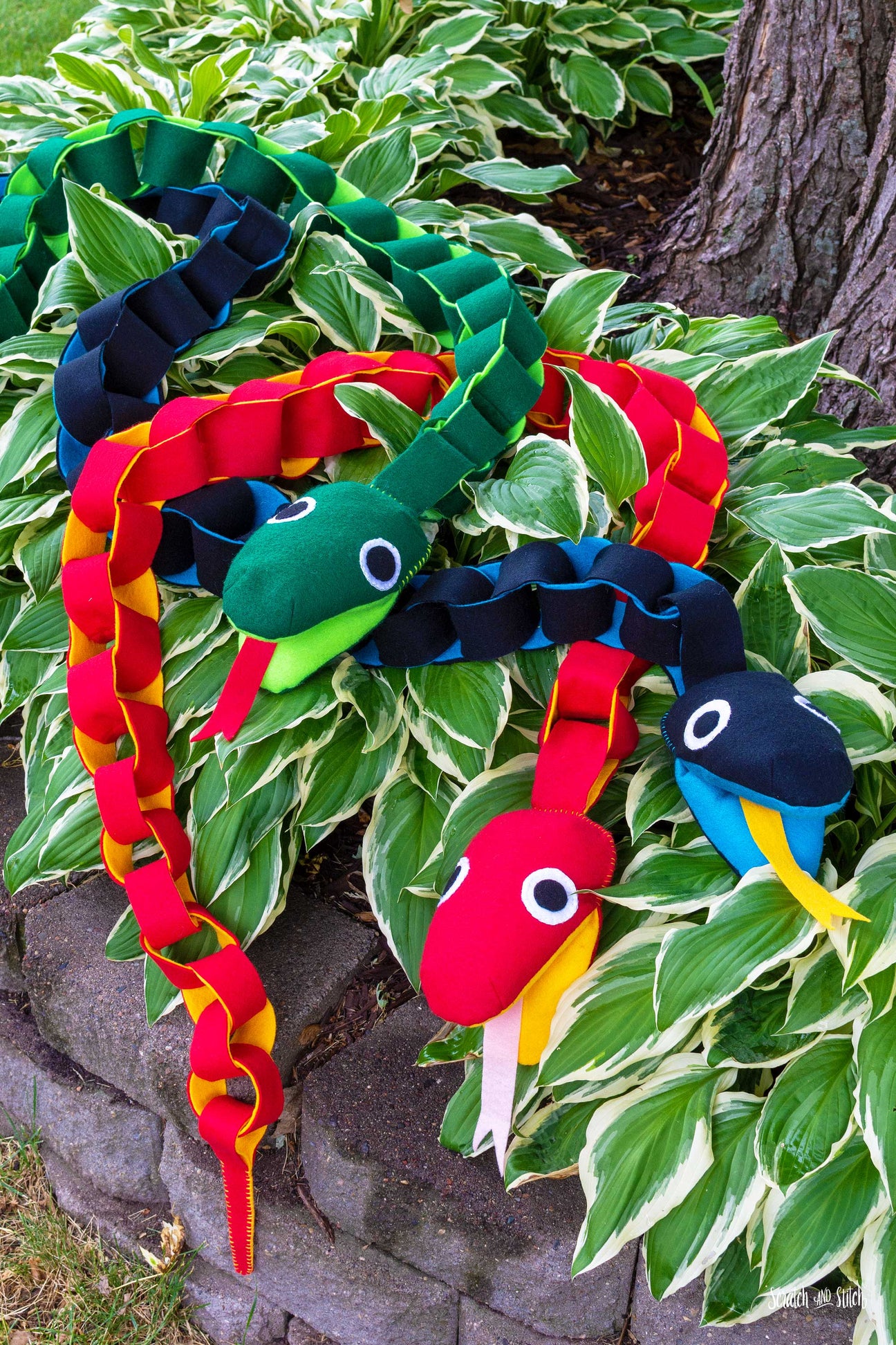 Chainmail Snake Tutorial Felt Chain Snake Sewing Pattern – Scratch and Stitch
